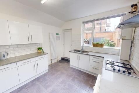 1 Alberta Terrace, Nottingham, NG7 photo 4