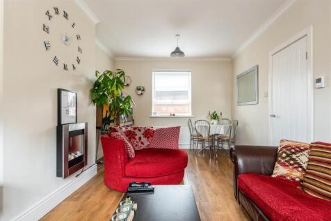 83 Whites Lane-2.jpg