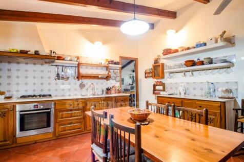 country house with pool in Sa Roca