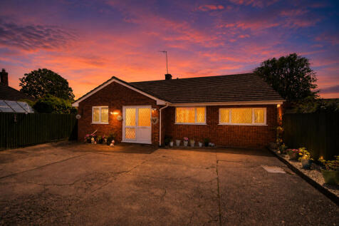 Taunton, TA3 - property photo