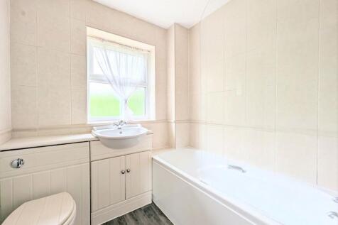 Bullfinch Close, Horsham, RH12 photo 4