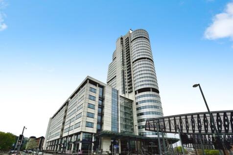Deposit free option available //Fully Furnished //14th floor city views //24 hour concierge //Resident's gym //Local to Granary Wharf amenities //3 minute walk to Leeds Station