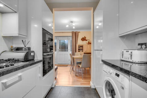Chelmsford, CM2 - property photo