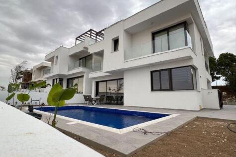 Villa with Private