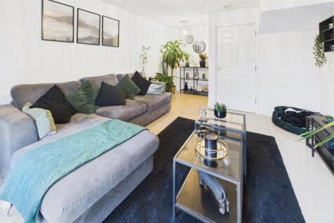 lounge 2.jpg