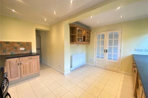Ferrers Drive, Grange Park, Swindon, Wiltshire, SN5 photo 4