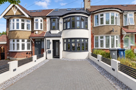 Woodfield Drive, EN4 8PE- Front1