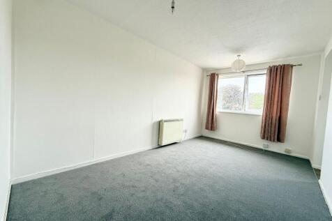 Harris Close, Churchdown, GL3 photo 4