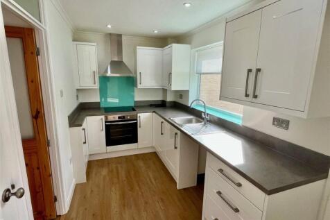 Westacre Drive, Norwich, Norfolk, NR6 photo 3