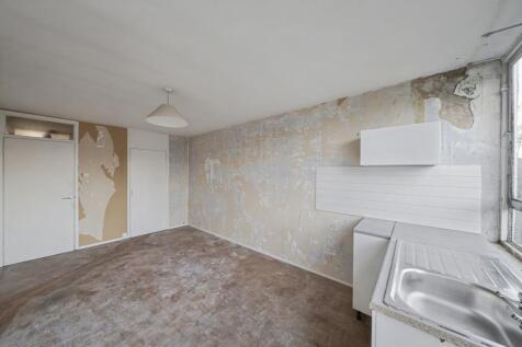 8 Howmic Court, Arlington Road, Twickenham, TW1 2BD