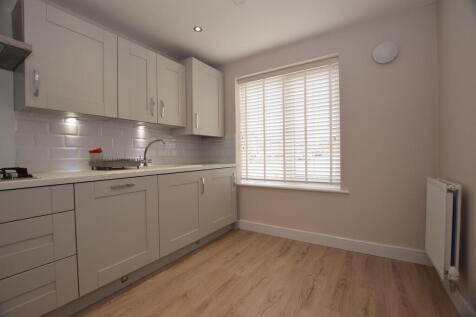 Tedder Grove , Nuneaton photo 3
