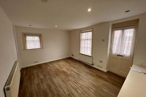 Westhead Road, PR26 photo 4