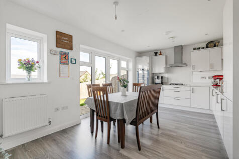 Kitchen/Dinng Room