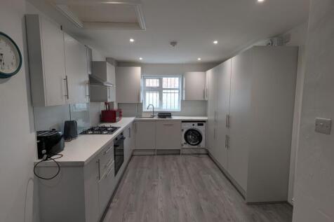 5 Bed - Garmoyle Road, Wavertree, L15 photo 4