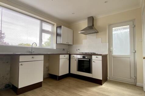 Corbiere Avenue, Poole photo 5