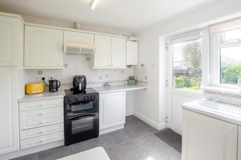 8 Wingfield TPS Bodmin 01208 74182-04