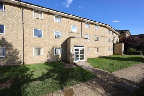 Grays, RM17 - property photo