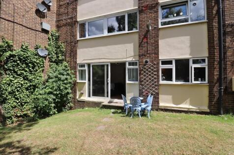 St Albans, AL1 - property photo