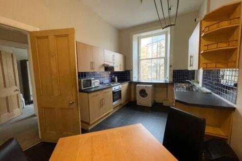 KitchenToHallway