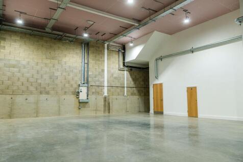 Distribution Warehouse to rent Image 3