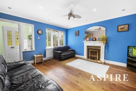 Aspire Benfleet2001.jpg