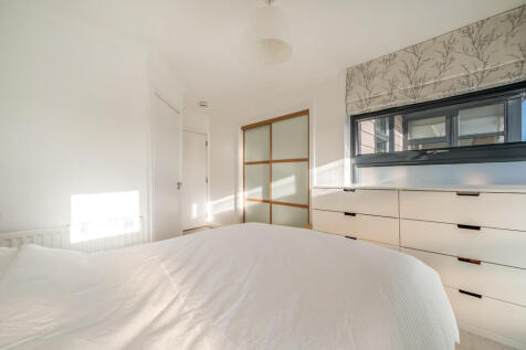 1393052-12-69457c...