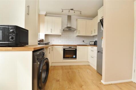 Woodpecker Close, Verwood, Dorset, BH31 photo 3