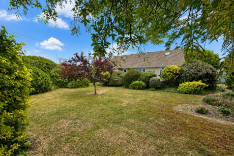 Front garden.png