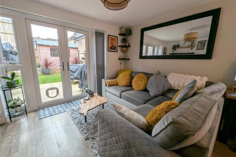 Angelica Grove, Newport, Isle Of Wight, PO30 photo 3