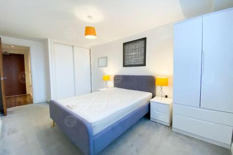 2-bed flat on Madison House 94 Wrentham Street  Birmingham, B5 6QQ, £1,050/mo