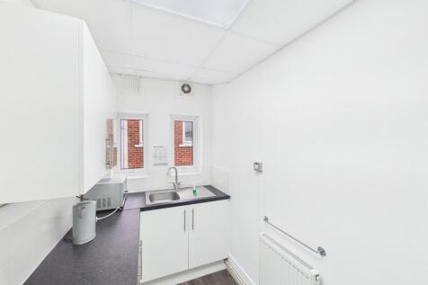 Office to rent Image 4