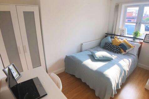 3 bed B Pierrepont Road, West Bridgford, Nottingham photo 4