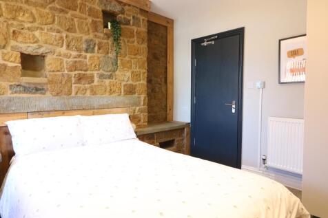 Ark Farm House Room 2 1 .JPG