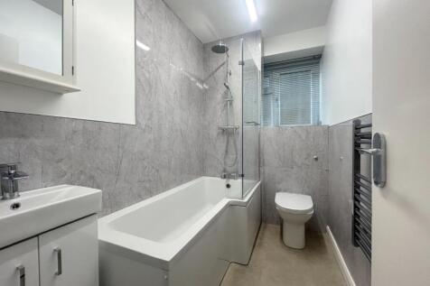 Bathroom(1).jpeg