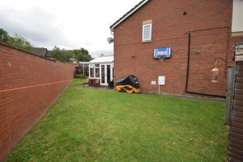 Rear Garden Reverse View