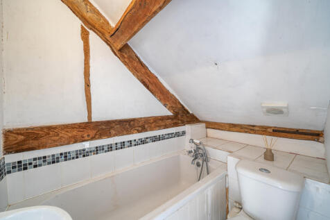 1371600-3-68f8f14...