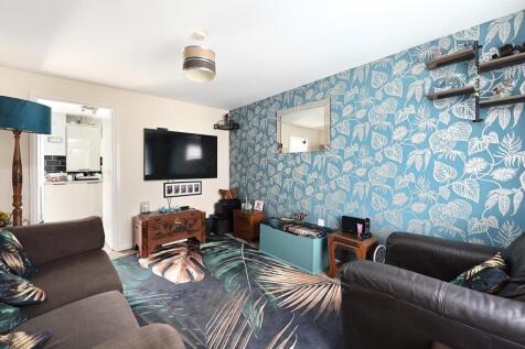 Calleva Close