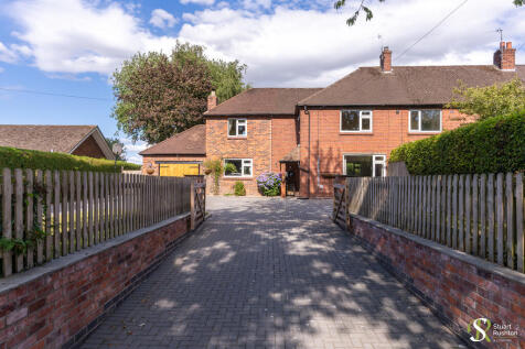 8 School Lane, Sm...