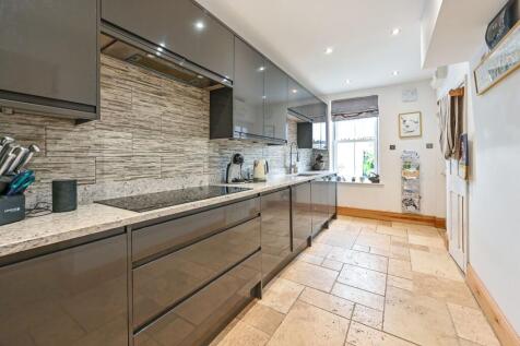 Kitchen/Breakfast Rm