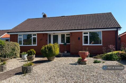 3-bed bungalow on Chestnut Close, Wellington, TA21, £1,450/mo