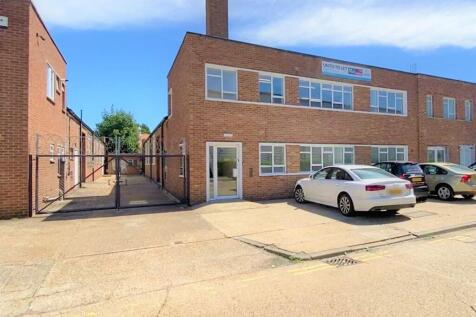 Clock Tower Industrial Estate  Unit 134 10.JPG