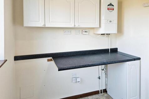Barlow Close, Rothwell, Kettering, Northants photo 5