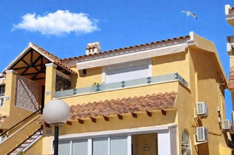 Lomas del Golf Villamartin Top Floor apartment