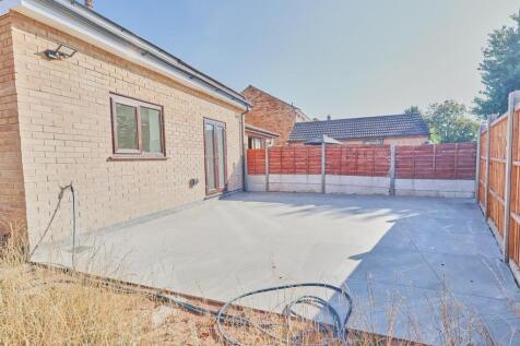 Fairacre Road,_13.jpg