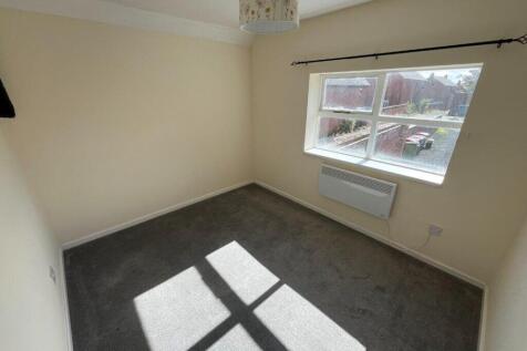 Flat 3, 75 High Street photo 5