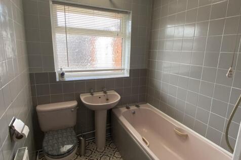 The Spinney, Balby photo 4
