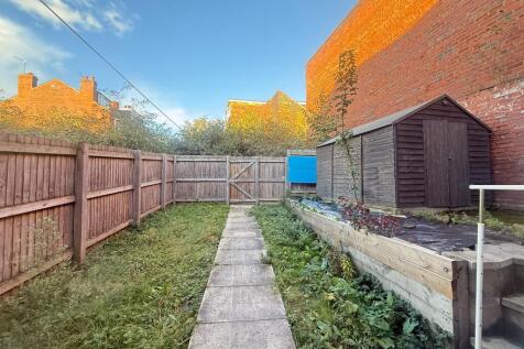 Burley Lodge Road, Leeds, LS6 photo 3