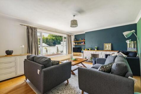 94804_6 Victoria Road(5).jpg