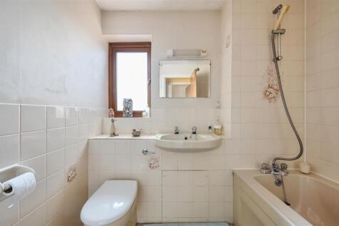 7 FAIRFIELD CHASE - TN393YD - PHOTOS (12).jpg