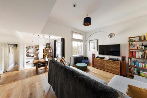 Forest Road, E17 5LD